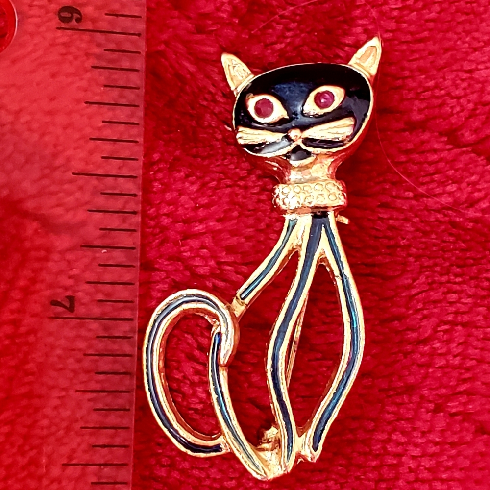 Vintage MCM style Siamese cat enamel brooch